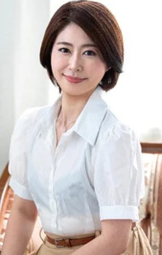 岡崎亜紀